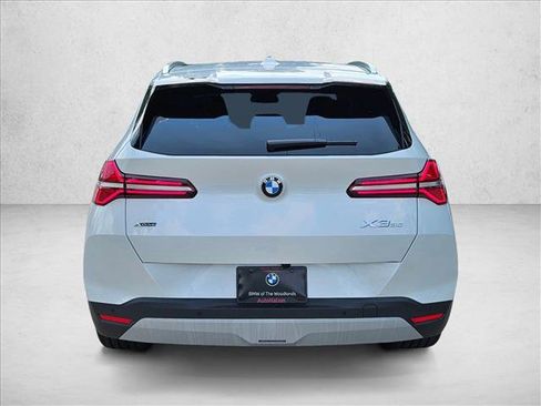 Certified 2025 BMW X3 xDrive30i w/ Premium Package image 6