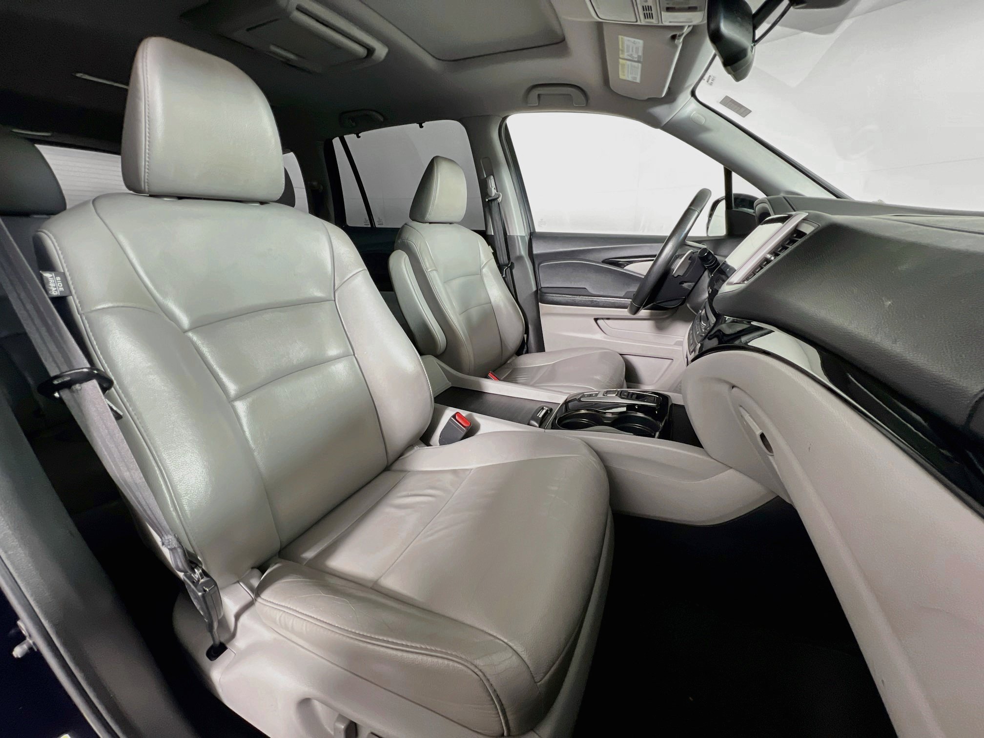 Used 2016 Honda Pilot Touring image 26
