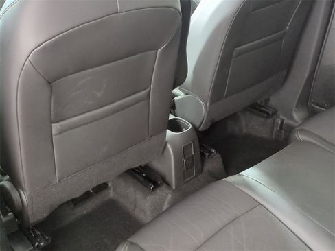 Used 2022 Chevrolet Trax LT w/ LT Convenience Package image 20