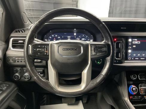 Used 2022 GMC Yukon XL Denali w/ Denali Ultimate Package AWD/4WD image 20