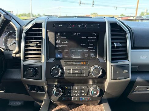 Used 2019 Ford F250 Lariat w/ Chrome Package AWD/4WD image 34