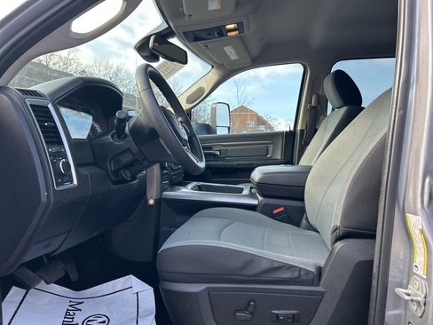 Used 2023 RAM 1500 Classic SLT w/ Trailer & Traction Group image 7