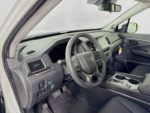 New 2026 Honda Ridgeline Sport image 9