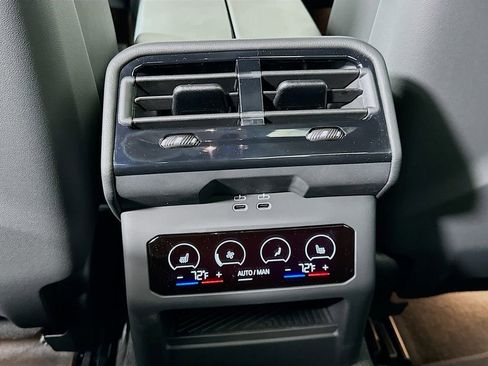 New 2026 BMW M5 Base w/ Executive Package image 18