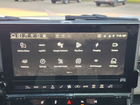 New 2026 GMC Hummer EV SUV AWD/4WD image 11