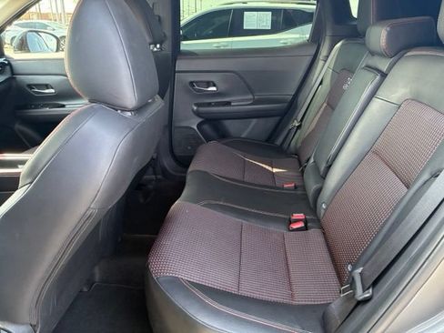 Used 2026 Nissan Kicks SR FWD image 15