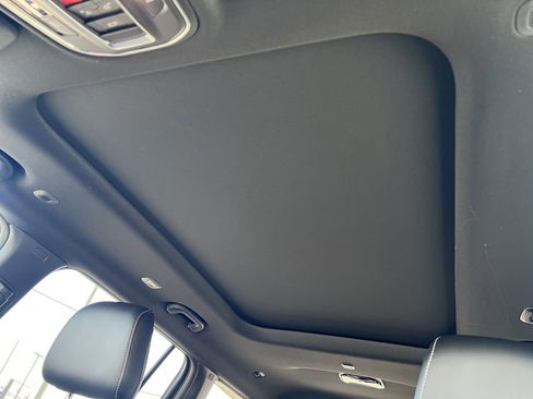 New 2025 Jeep Grand Cherokee L Limited AWD/4WD image 3
