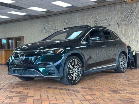 Used 2023 Mercedes-Benz EQE 500 4MATIC SUV image 4