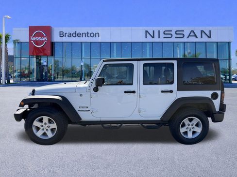 Used 2018 Jeep Wrangler Unlimited Sport S image 8
