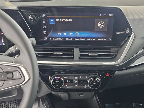 New 2026 Chevrolet Trax ACTIV w/ Driver Confidence Package image 26