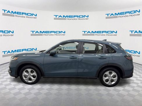 Used 2023 Honda HR-V LX image 2