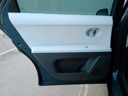 Used 2022 Hyundai Ioniq 5 SE image 16