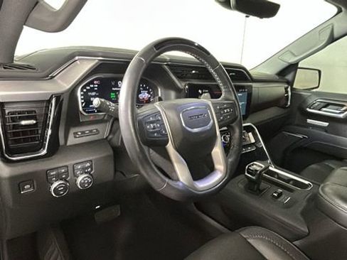 Used 2024 GMC Sierra 1500 Denali AWD/4WD image 14