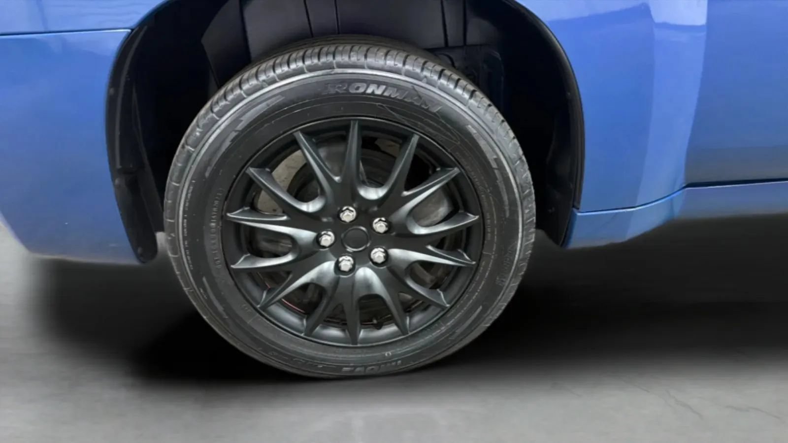 Used 2008 Chevrolet HHR LT w/ Enhanced Sound Package FWD image 24