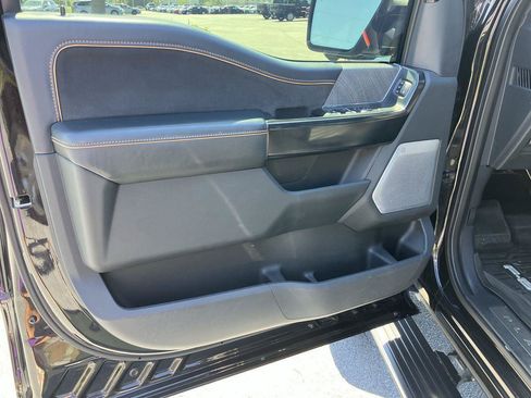 Used 2021 Ford F150 Platinum w/ Equipment Group 701A High AWD/4WD image 17