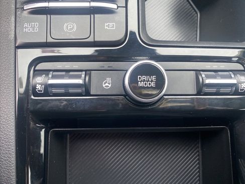 Used 2025 Kia K5 EX image 19