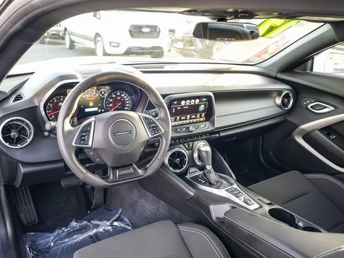 Used 2017 Chevrolet Camaro SS RWD image 14