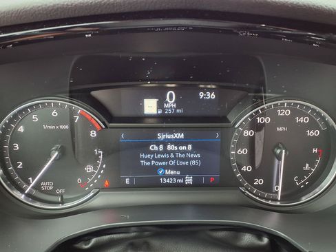 Used 2023 Cadillac XT5 Premium Luxury w/ LPO, Floor Liner Package AWD/4WD image 19