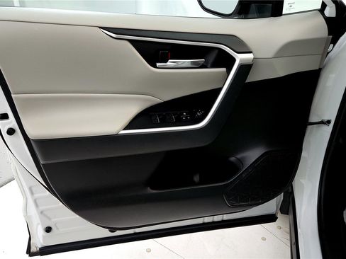 Certified 2023 Toyota RAV4 XLE image 34