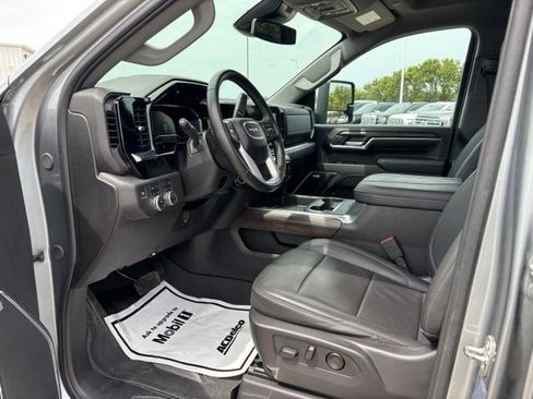 Certified 2024 GMC Sierra 2500 SLT w/ Max Trailering Package AWD/4WD image 11
