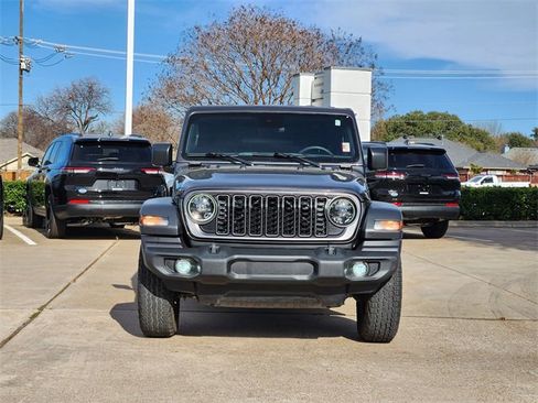 Used 2024 Jeep Wrangler Sport S image 2