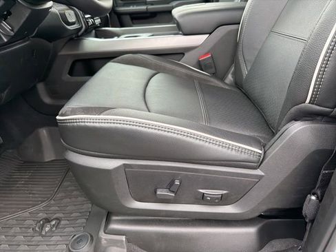 New 2026 RAM 2500 Laramie AWD/4WD image 15