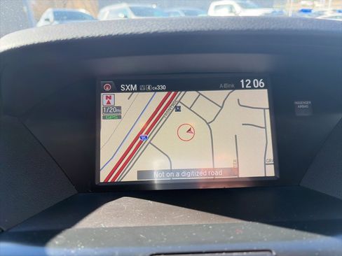 Used 2017 Acura MDX SH-AWD w/ Advance Package image 13