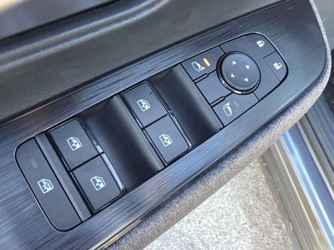 New 2026 Nissan Kicks SV w/ SV Premium Package image 17