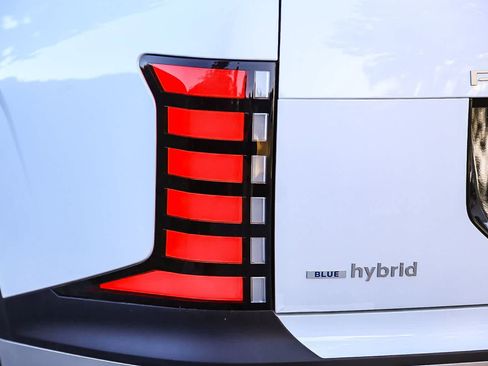 New 2026 Hyundai Palisade FWD Hybrid image 9