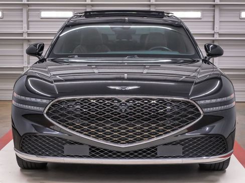 Used 2023 Genesis G90 3.5T AWD/4WD image 4