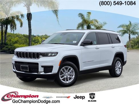 New 2025 Jeep Grand Cherokee L Laredo image 1