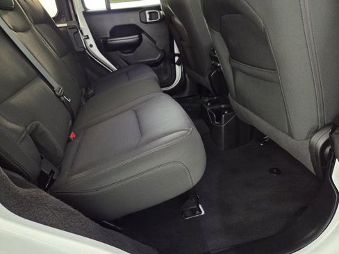 Certified 2021 Jeep Wrangler Unlimited Sport image 27