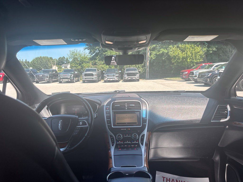 Used 2019 Lincoln Nautilus Select AWD/4WD image 27