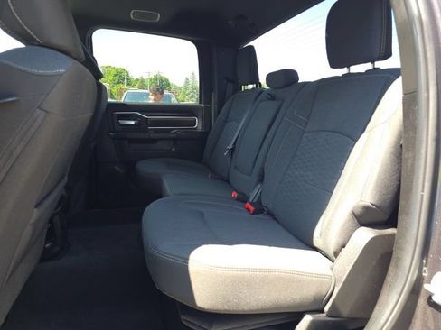 Used 2025 RAM 2500 Big Horn AWD/4WD image 28