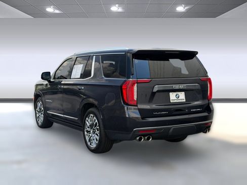 Used 2023 GMC Yukon Denali Ultimate AWD/4WD image 3
