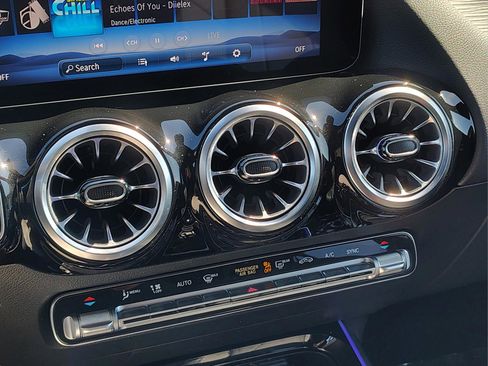 Used 2026 Mercedes-Benz GLA 250 image 20