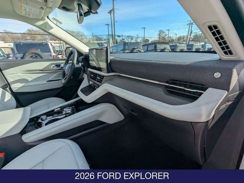 New 2026 Ford Explorer Platinum w/ LUX Leather Package image 27