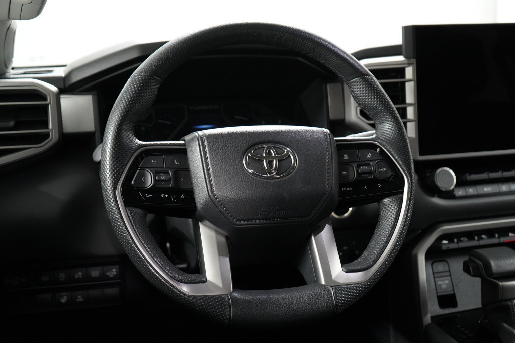 Used 2023 Toyota Tundra Limited AWD/4WD image 14