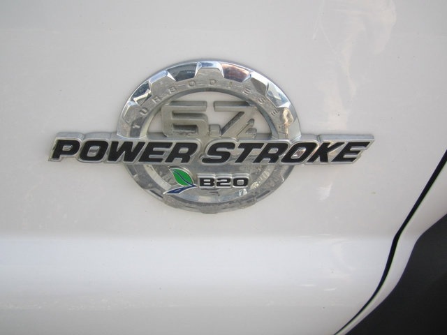 Used 2015 Ford F550 4x4 Regular Cab Super Duty image 16