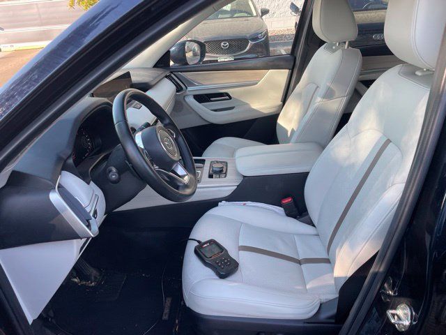 Used 2025 MAZDA CX-90 Plug-In Hybrid w/ Premium Plus AWD/4WD image 4