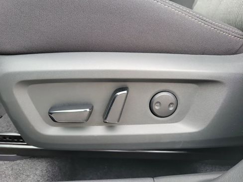 New 2026 Nissan Rogue SV image 24