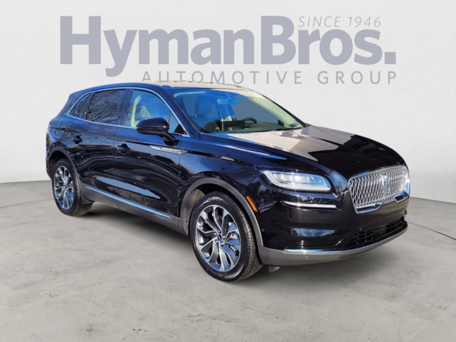 Used 2023 Lincoln Nautilus Reserve w/ Equipment Group 201A AWD/4WD image 1