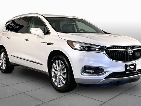 Used 2019 Buick Enclave Essence w/ Trailering Package, 5000 lbs. FWD image 3