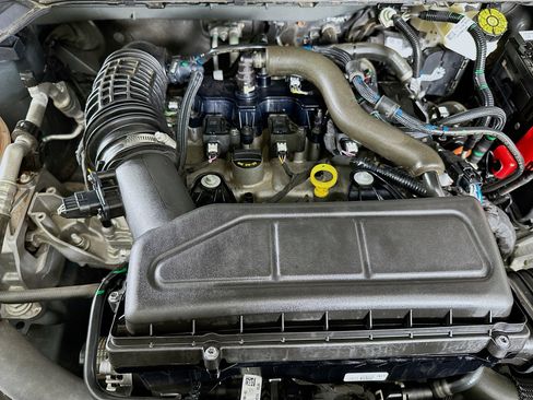 Used 2024 Ford Escape Active image 33