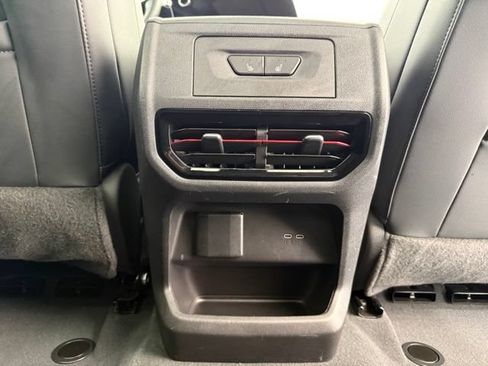 Used 2025 Chevrolet Silverado EV RST AWD/4WD image 29