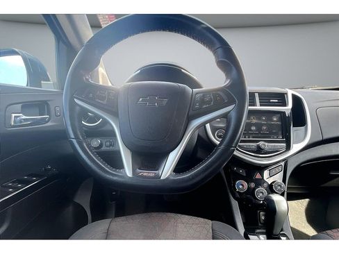 Used 2018 Chevrolet Sonic LT w/ True North Edition FWD image 8