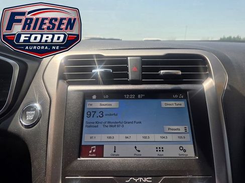 Used 2019 Ford Fusion SE AWD/4WD image 20