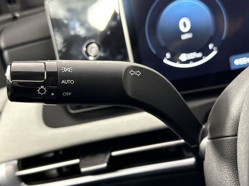 New 2025 Hyundai Santa Cruz Limited image 32