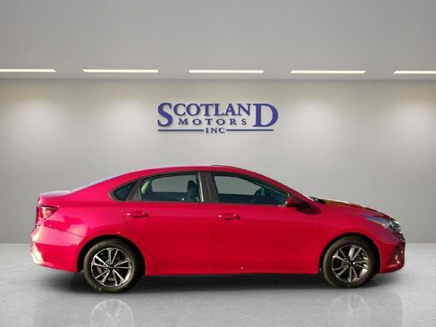 Used 2024 Kia Forte LXS image 5