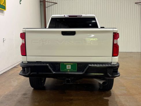 Used 2021 Chevrolet Silverado 2500 Custom w/ Custom Value Package AWD/4WD image 7